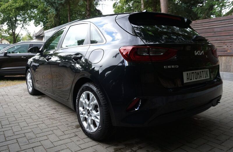 Gebraucht Kia Ceed 160 PS (117 kW) 2023 Schwarz Kleinwagen