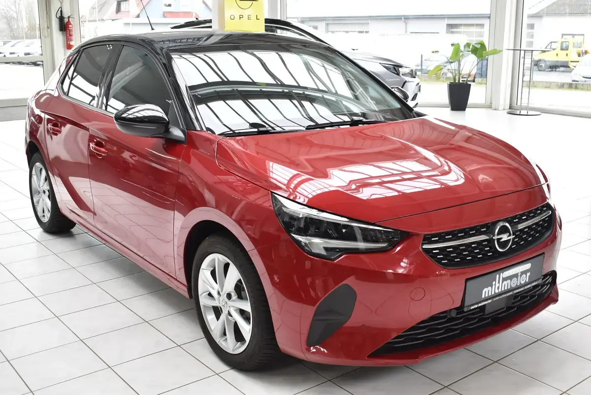 Gebraucht Opel Corsa Elegance 75 PS (55 kW) 2023 Rot kardio rot met. Kleinwagen
