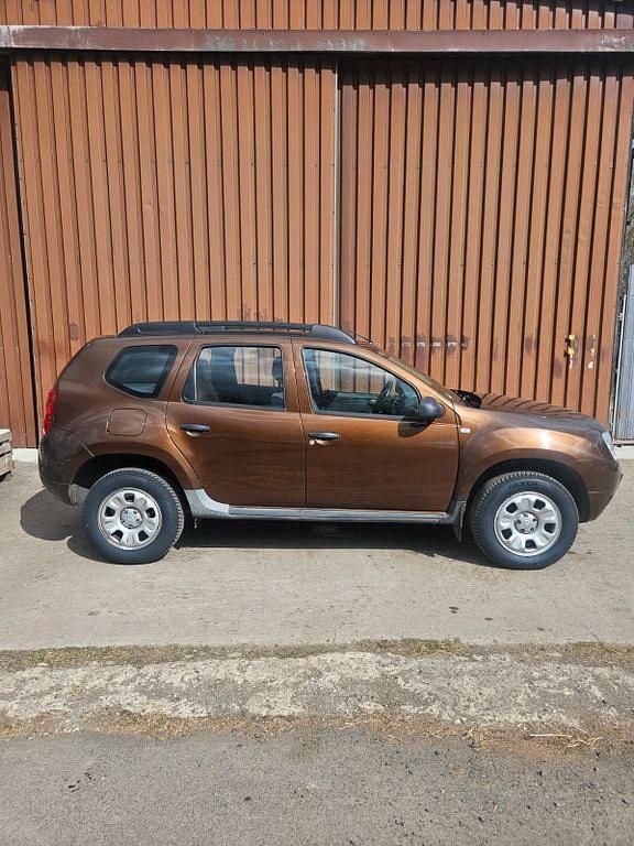 Gebraucht Dacia Duster 105 PS (77 kW) 2012 Braun SUV