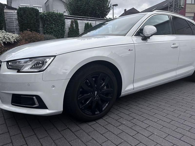 Weiß Gebraucht 2016 Audi A4 S-Line Kombi | 14.900 € (Fairer Preis) - Bild 1/4