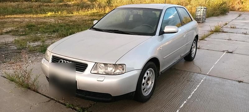 Silber Gebraucht 2003 Audi A3 Coupé | 650 € (Superpreis) - Bild 1/4