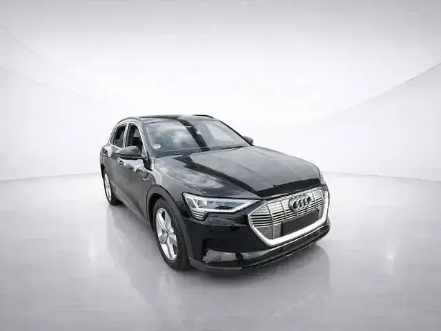 Gebraucht Audi e-tron Sport 300 kW (408 PS) 2023 Brillantschwarz SUV