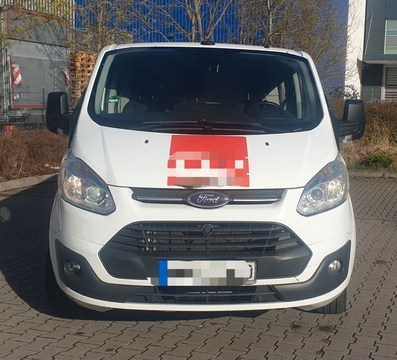 Weiß Gebraucht 2016 Ford Transit Custom Trend Van / Kleinbus | 7.770 € (Superpreis) - Bild 1/4