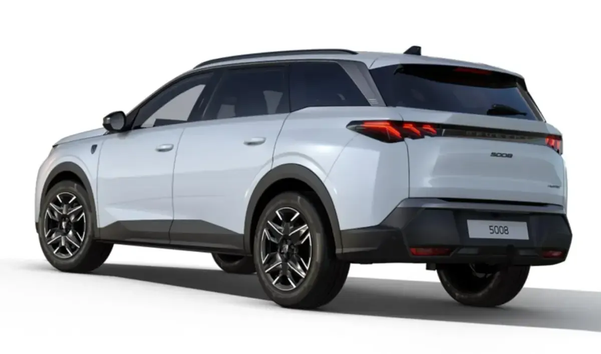 Neu Peugeot 5008 GT 136 PS (100 kW) 2026 Okenit weiß metallic SUV