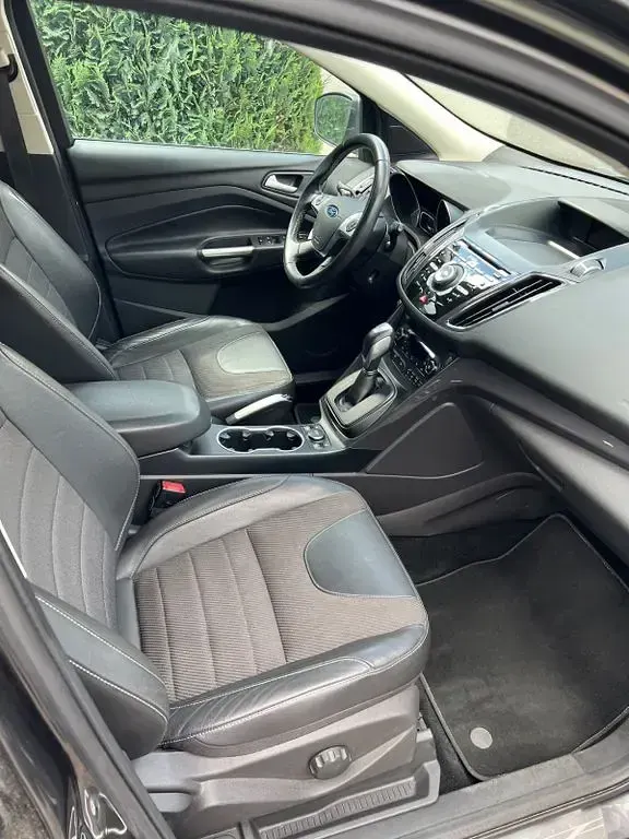 Gebraucht Ford Kuga Trend 140 PS (102 kW) 2015 SUV