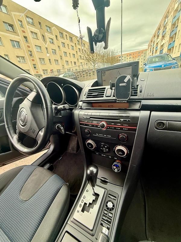 Gebraucht Mazda 323 105 PS (77 kW) 2006 Grau Kombi