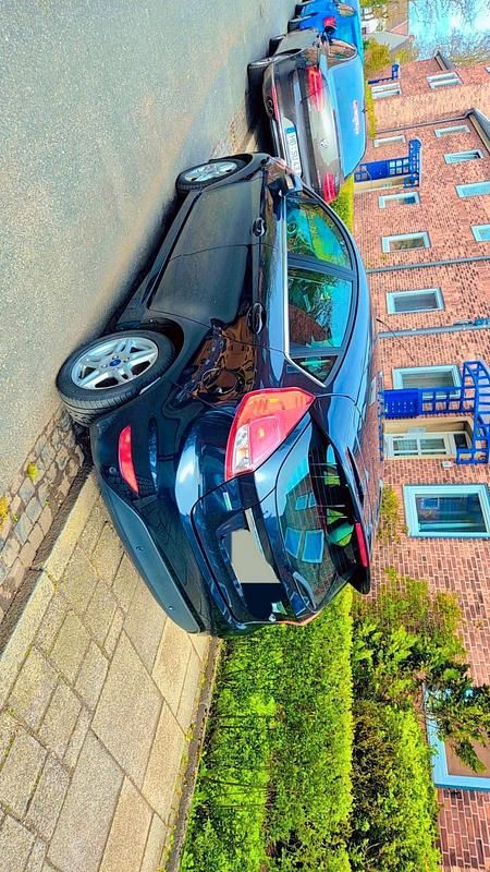 Gebraucht Ford Fiesta 125 PS (91 kW) 2014 Schwarz Kleinwagen
