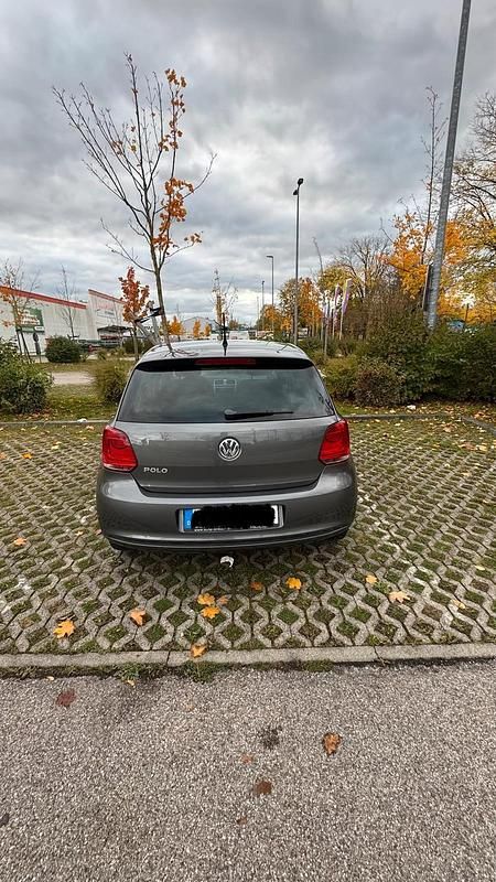 Gebraucht VW Polo Life 69 PS (50 kW) 2013 Grün Kleinwagen