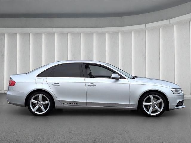 Gebraucht Audi A4 245 PS (180 kW) 2013 Silber metallic Limousine