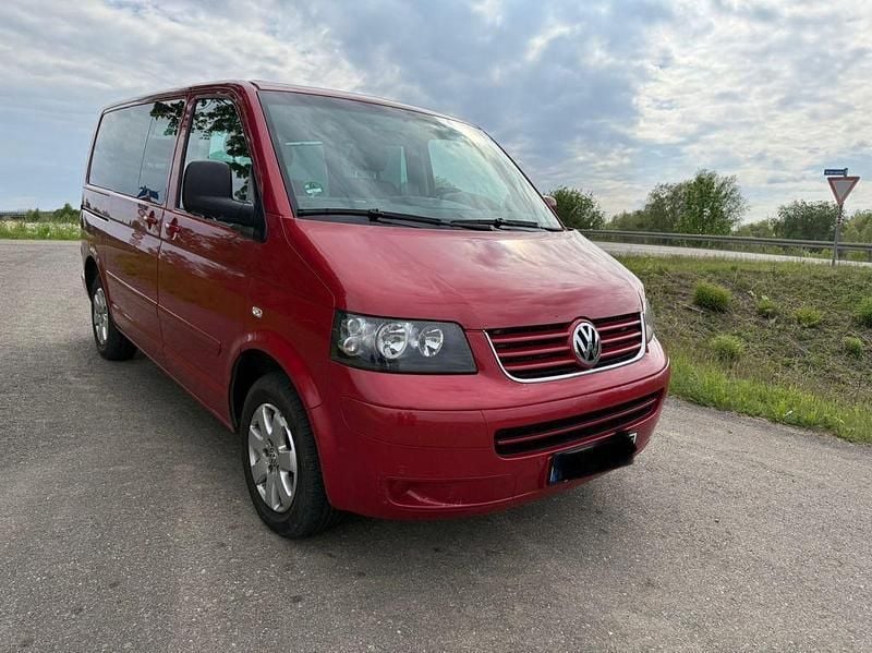 Muranorot Gebraucht 2005 VW T5 Comfortline Van | 7.900 € (Superpreis) - Bild 1/4