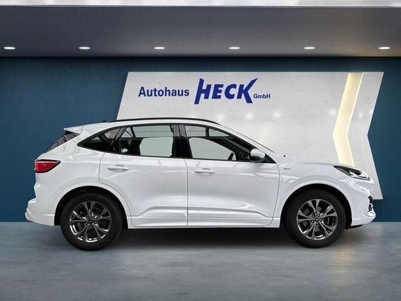Gebraucht Ford Kuga ST-Line 150 PS (110 kW) 2020 Weiß SUV