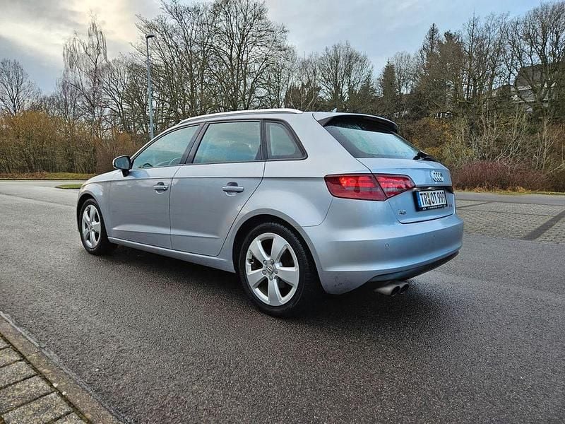 Gebraucht Audi A3 Ambition 125 PS (91 kW) 2015 Silber Limousine