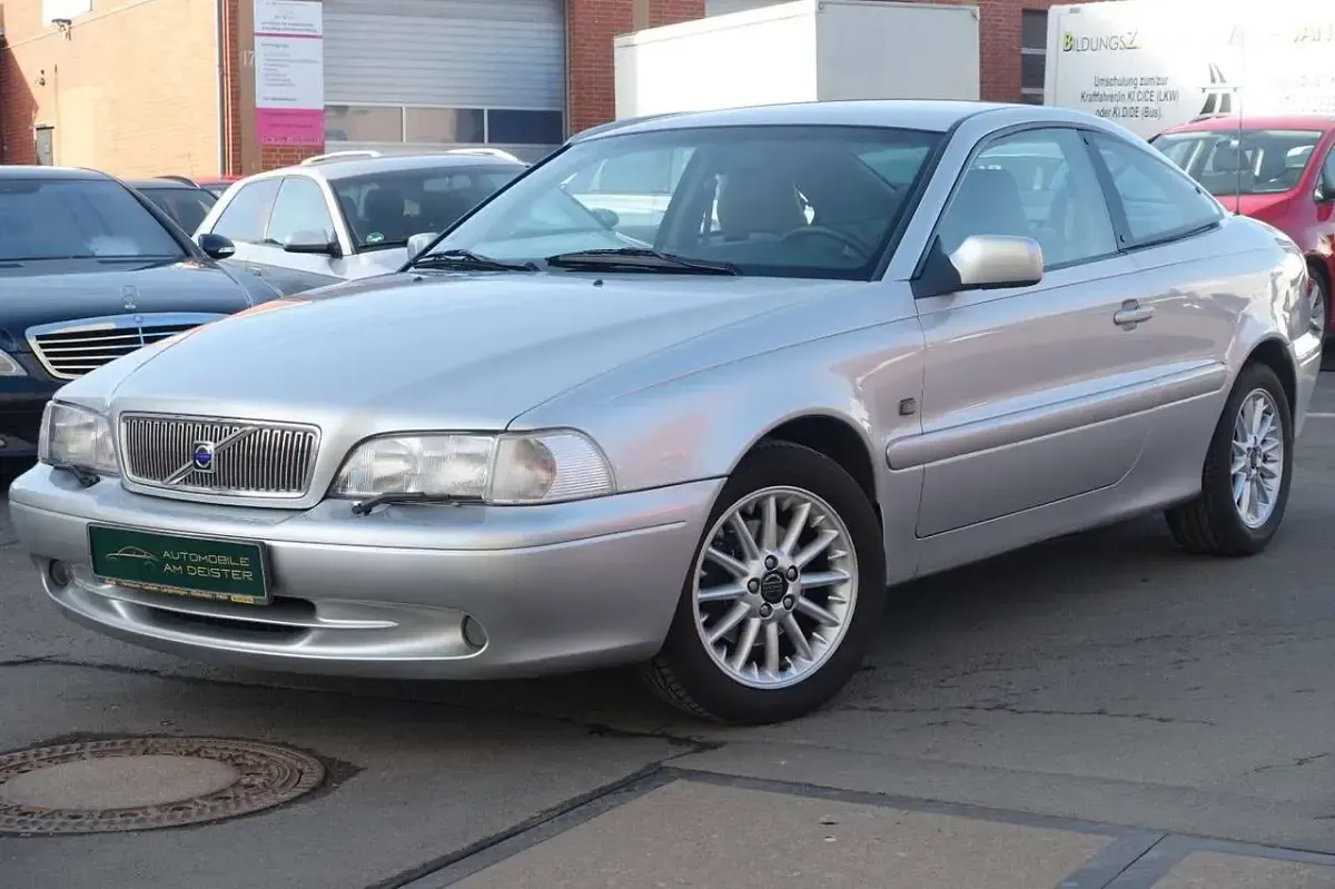 Gebraucht Volvo C70 193 PS (141 kW) 1999 Silber Coupé