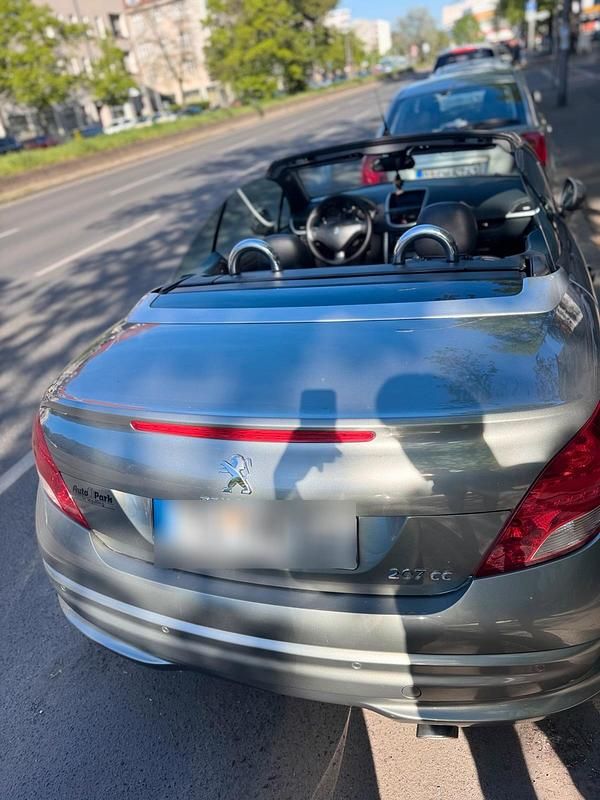 Gebraucht Peugeot 207 CC 116 PS (85 kW) 2013 Grau Cabrio