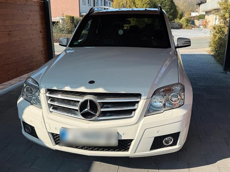 Gebraucht Mercedes GLK320 224 PS (164 kW) 2008 Weiß SUV