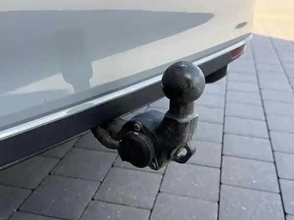 Używany VW Passat 200 KM (147 kW) 2023 Szary Kombi