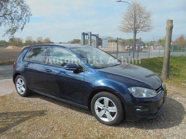 Gebraucht VW Golf VII Comfortline 110 PS (80 kW) 2014 Blau Limousine