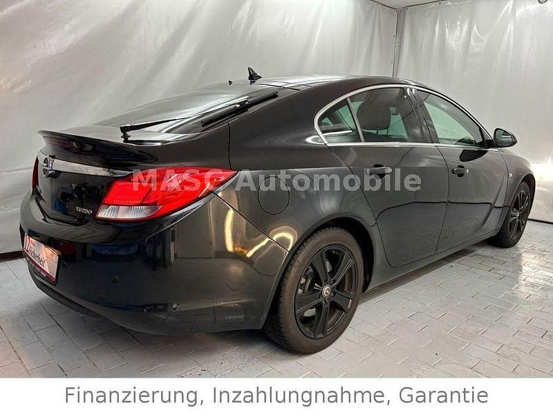 Gebraucht Opel Insignia Sport 179 PS (131 kW) 2011 Schwarz Limousine