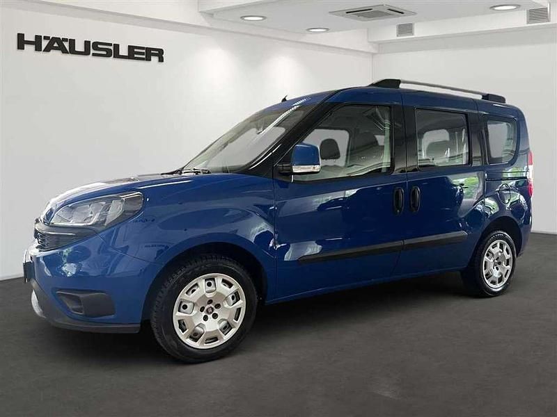 Blau metallic Gebraucht 2018 Fiat Doblò Van / Kleinbus | 13.990 € - Bild 1/4