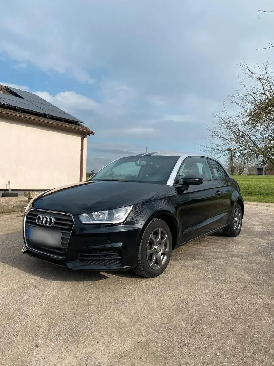 Gebraucht Audi A1 95 PS (69 kW) 2016 Schwarz Kleinwagen