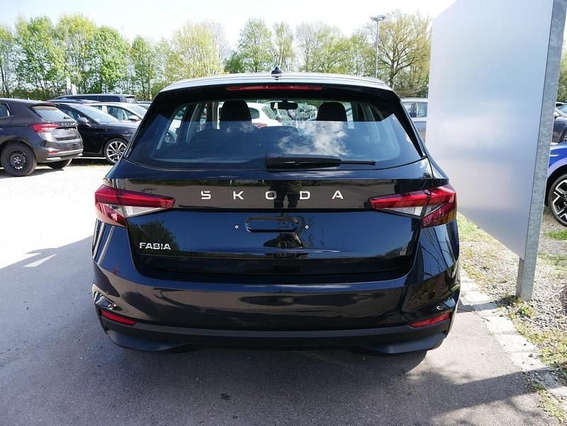 Neu Skoda Fabia Selection 116 PS (85 kW) 2026 Blackmagic perleffekt Kleinwagen