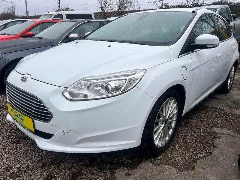 Second-hand Ford Focus 106 kW (145 CP) 2014 Alb Berlinǎ