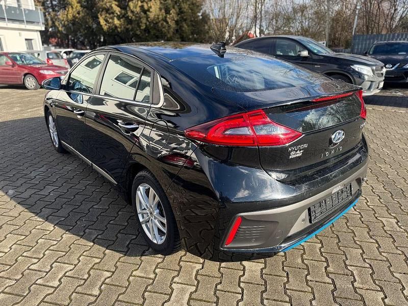 Gebraucht Hyundai Ioniq Style 105 PS (77 kW) 2019 Schwarz Kleinwagen