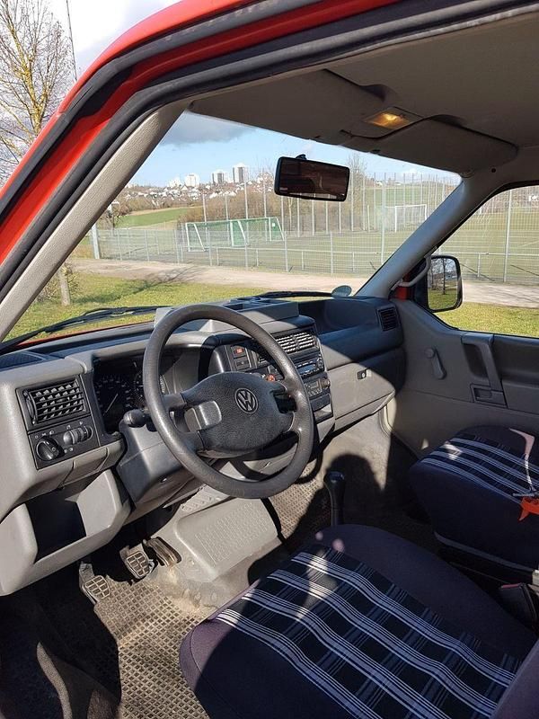 Gebraucht VW Transporter 84 PS (61 kW) 1997 Rot Van