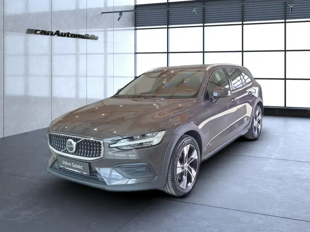 Gebraucht Volvo V60 Plus 197 PS (144 kW) 2023 Platinum grey / (metallic) Kombi
