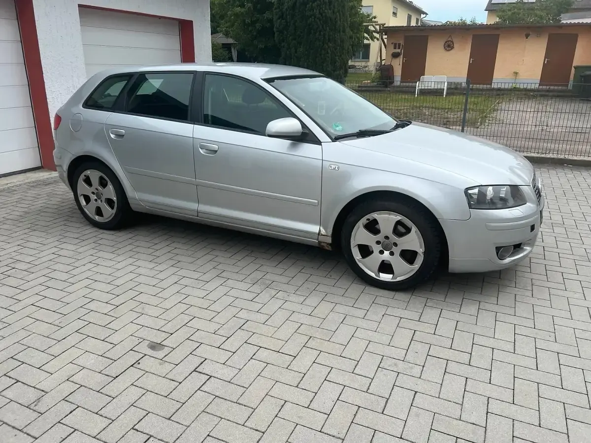 Gebraucht Audi A3 150 PS (110 kW) 2005 Silber Kleinwagen