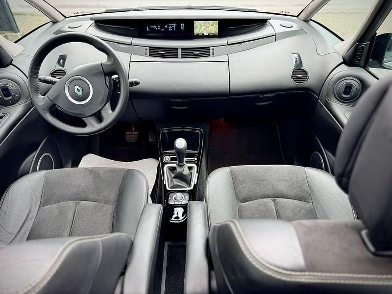 Używany Renault Espace 173 KM (127 kW) 2012 Srebrny Minivan