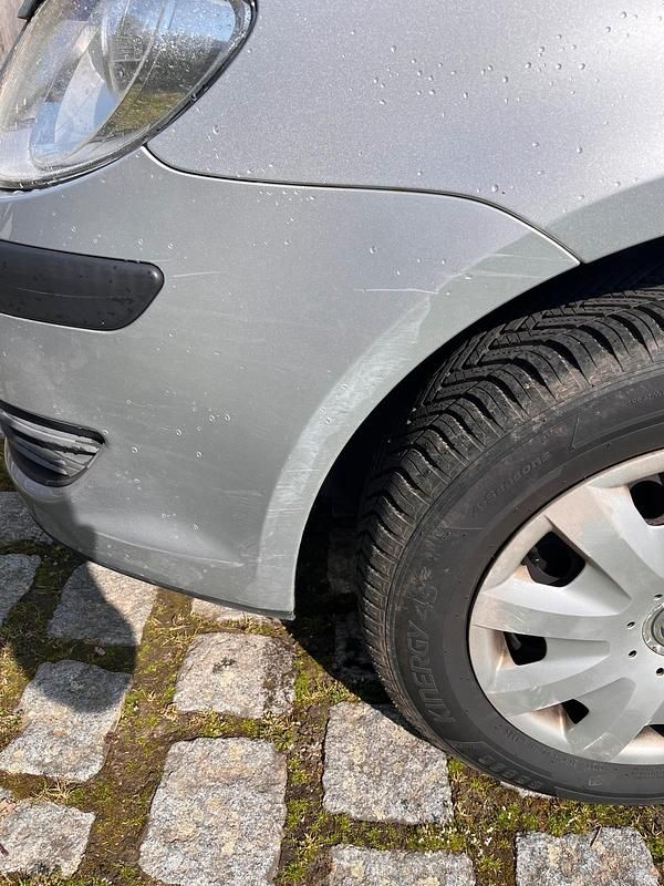 Gebraucht VW Touran 102 PS (75 kW) 2007 Silber Van / Kleinbus