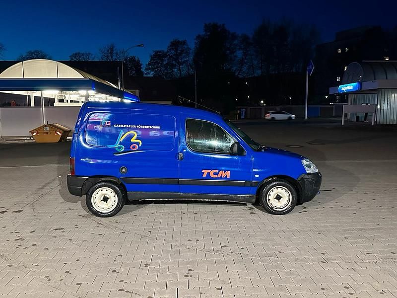Gebraucht Peugeot Partner 69 PS (50 kW) 2004 Blau Van / Kleinbus