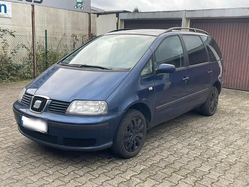 Blau Gebraucht 2004 Seat Alhambra Van / Kleinbus | 999 € (Superpreis) - Bild 1/4