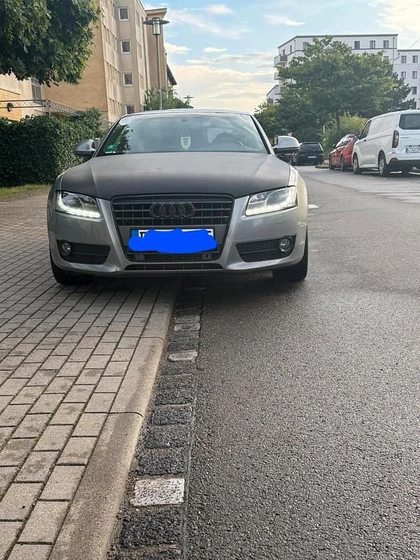 Grau Gebraucht 2007 Audi A5 S-Line Coupé | 4.800 € (Fairer Preis) - Bild 1/4