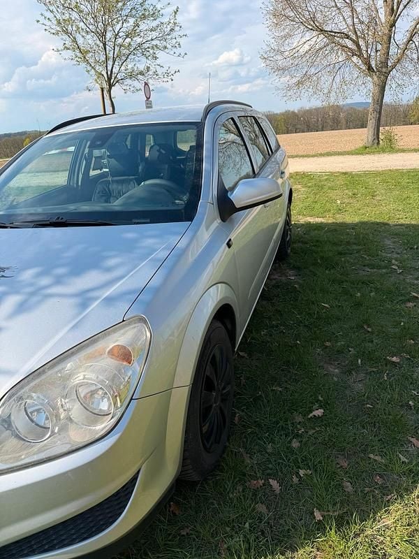 Second-hand Opel Astra 110 CP (80 kW) 2008 Break
