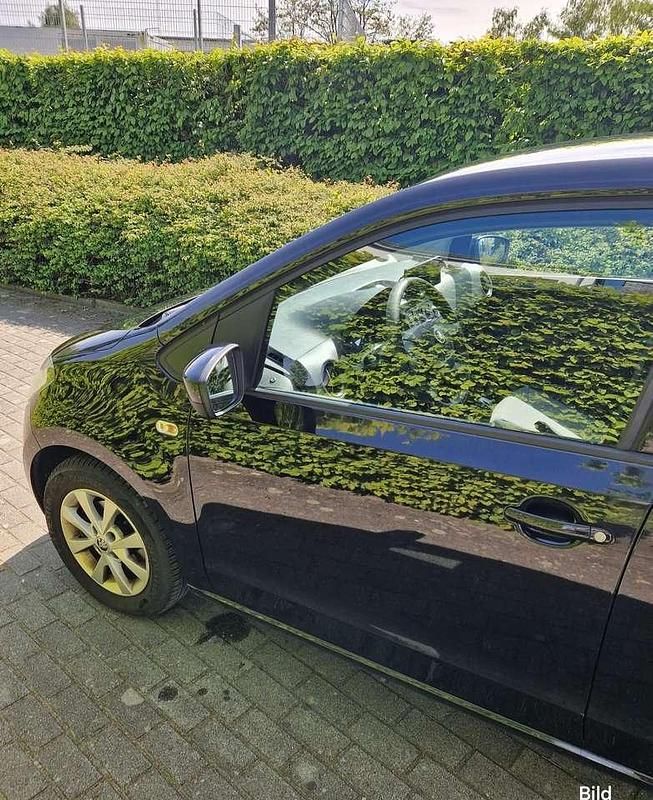 Używany Skoda Citigo Elegance 60 KM (44 kW) 2012 Czarny Hatchback