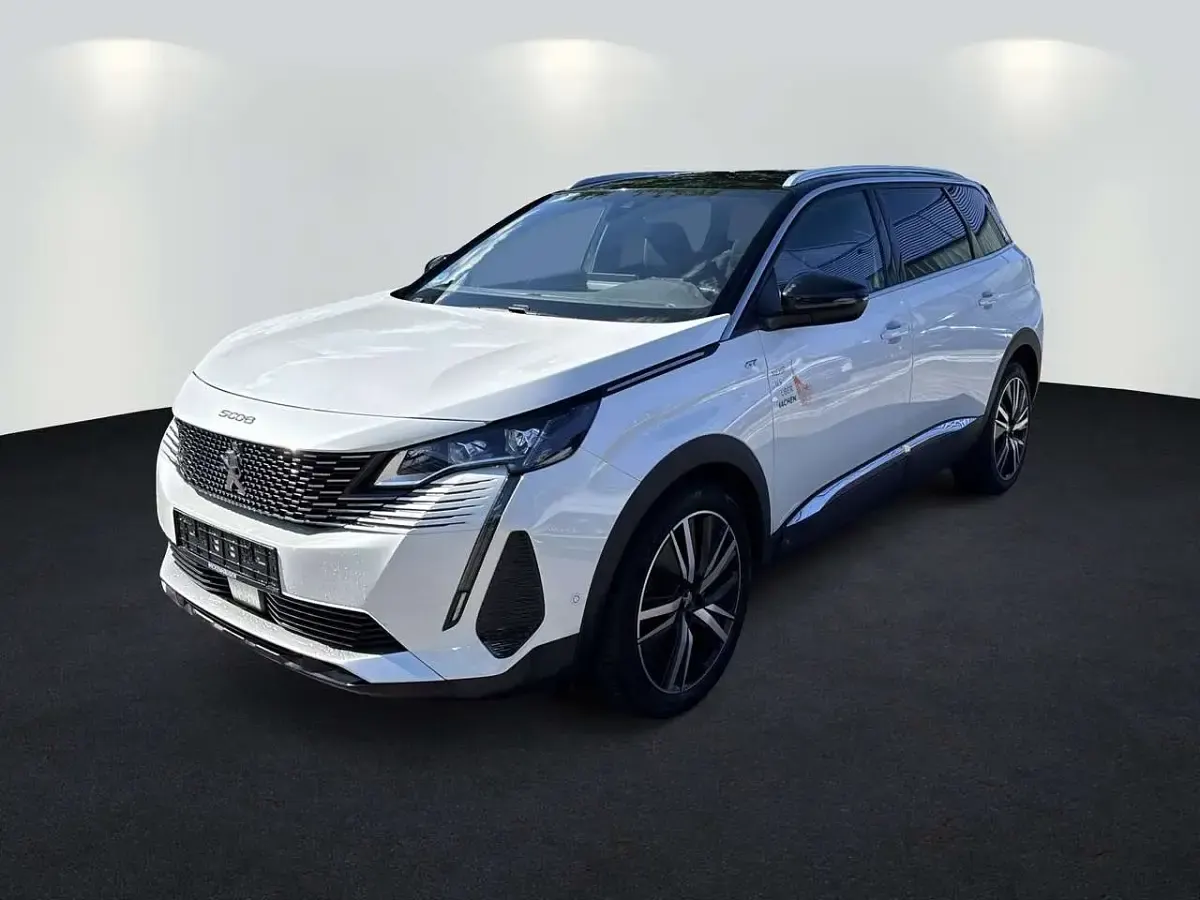 Gebraucht Peugeot 5008 GT 177 PS (130 kW) 2023 Lack weiss perlglänzend/metall SUV