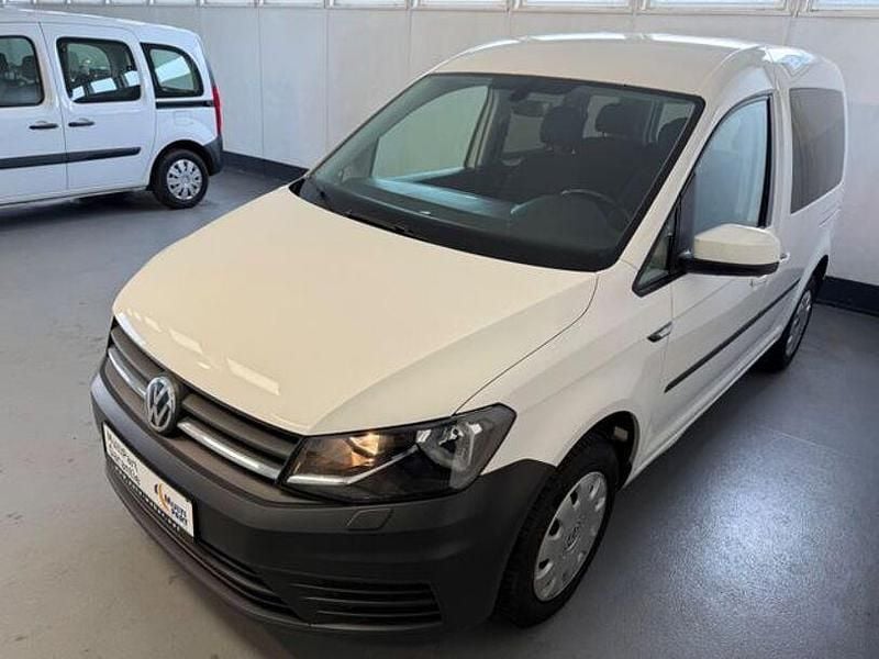 Gebraucht VW Caddy Trendline 135 PS (99 kW) 2019 Weiß Van / Kleinbus