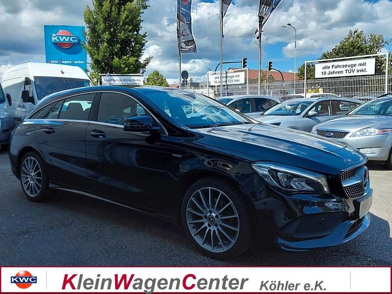 Schwarz Gebraucht 2018 Mercedes CLA200 Shooting Brake AMG Kombi | 18.990 € (Fairer Preis) - Bild 1/3