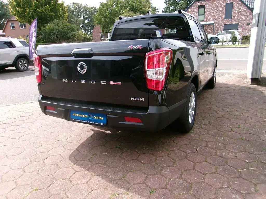 Neu KGM Musso 203 PS (149 kW) 2026 Schwarz Pickup