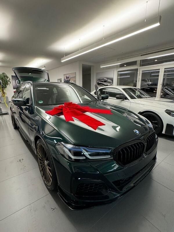 Grün Gebraucht 2024 Alpina B5 Kombi | 159.000 € (Etwas zu teuer) - Bild 1/4