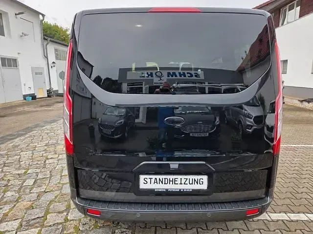 Gebraucht Ford Tourneo Custom Active 150 PS (110 kW) 2022 Schwarz Van