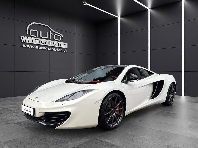 Weiß Gebraucht 2012 McLaren MP4-12C Coupé | 112.899 € - Bild 1/4