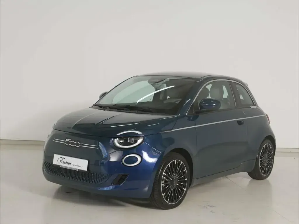 Gebraucht Fiat 500e La Prima 86 kW (118 PS) 2022 Ozean grün Limousine