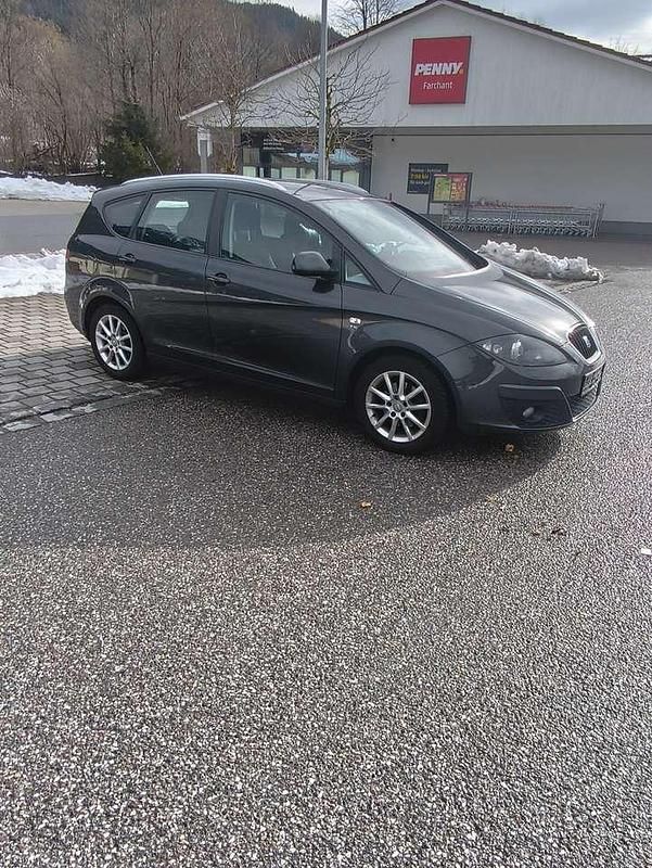 Gebraucht Seat Altea XL Reference 125 PS (91 kW) 2010 Schwarz Van / Kleinbus