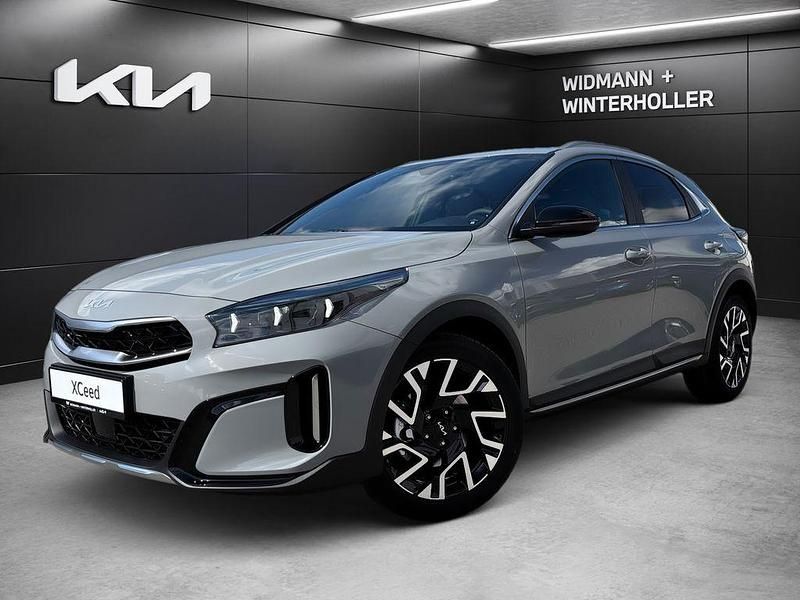 Neu Kia XCeed 150 PS (110 kW) 2025 Grau SUV