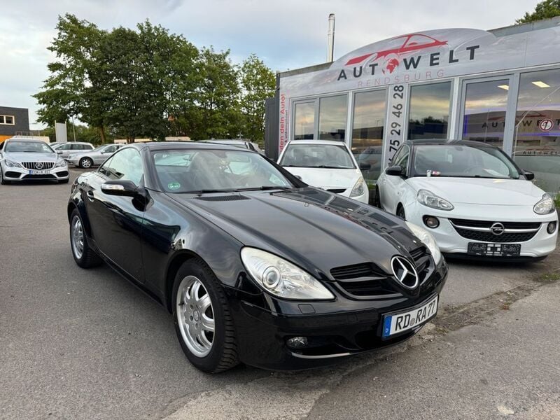 Schwarz Gebraucht 2004 Mercedes SLK200 Cabrio | 8.480 € (Guter Preis) - Bild 1/4