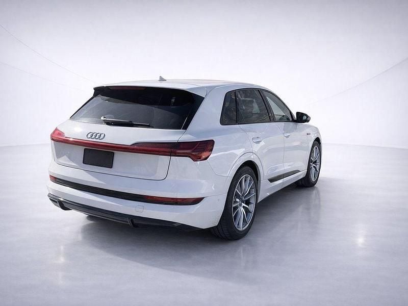 Gebraucht Audi e-tron S-Line 300 kW (408 PS) 2020 Gletscherweiß metallic SUV