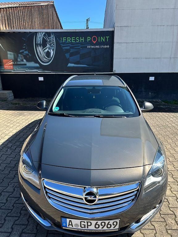 Gebraucht Opel Insignia Edition 163 PS (119 kW) 2014 Grau Kombi